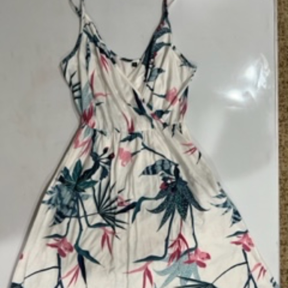 Amazon Dress - Size M - Floral
